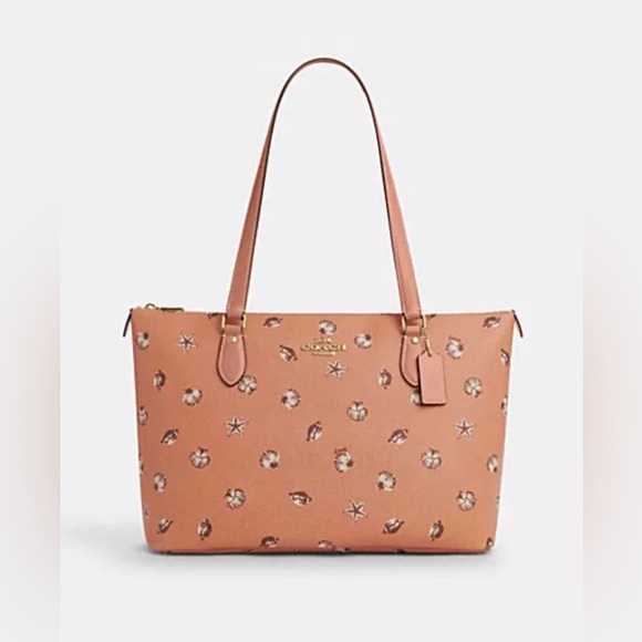 Coach Gallery Tote Bag With Shell Print #
CВM12 - Picture 1 of 6
